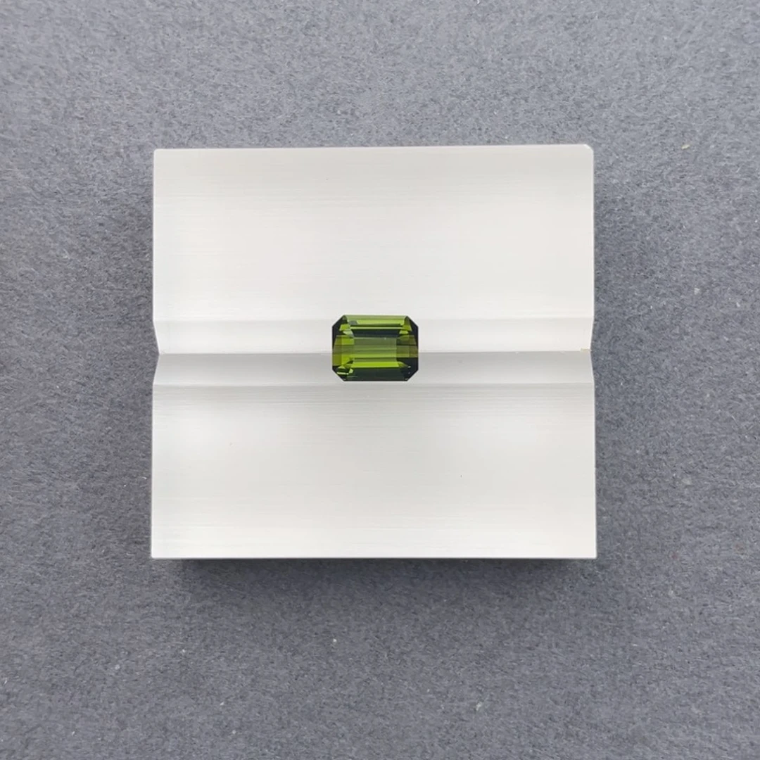 碧玺珠宝半成品未镶嵌天然2.4CT