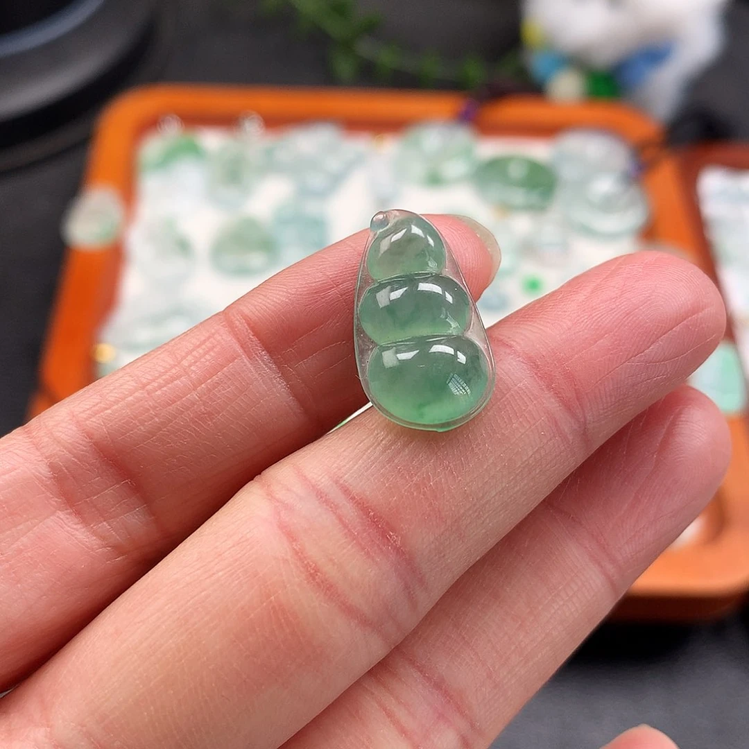 吊坠(不含链)未镶嵌翡翠福豆