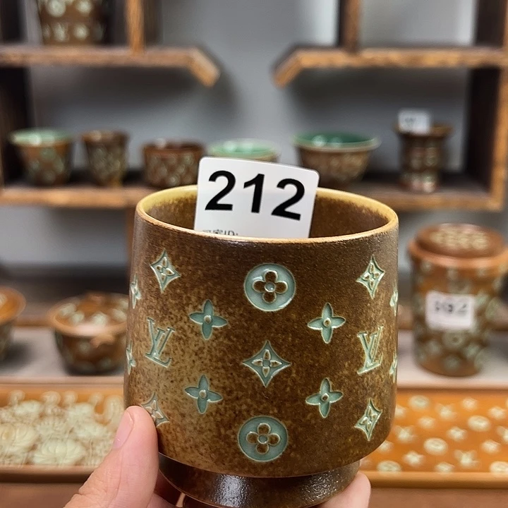猛***薇龙泉青瓷212杯子一个