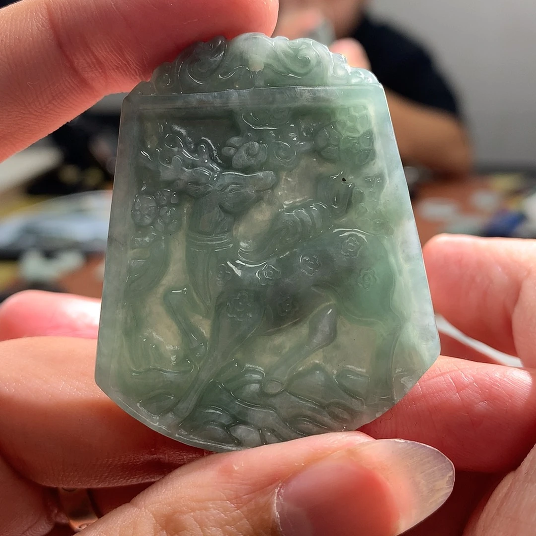 翡翠未镶嵌颈饰翡翠