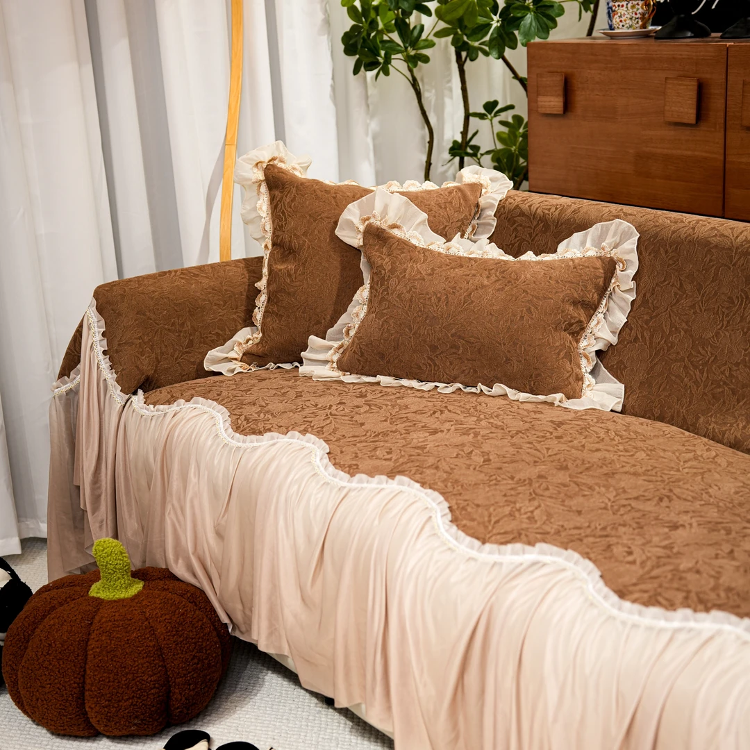 雪尼尔雕花沙发巾法式奶油风新款高级感加厚四季沙发盖布巾防滑