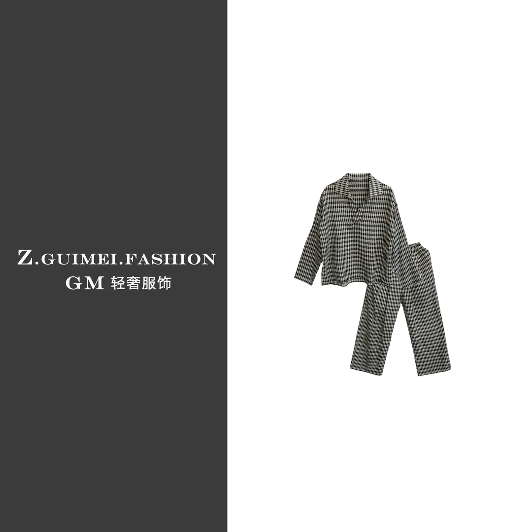 【肆姐高定】设计师款简约翻领松条纹春款长裤套装XY2238