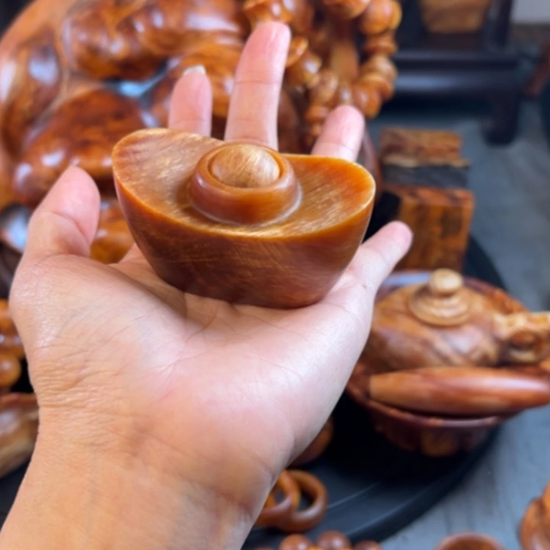 【闪购商品】松木（琥珀木）把件