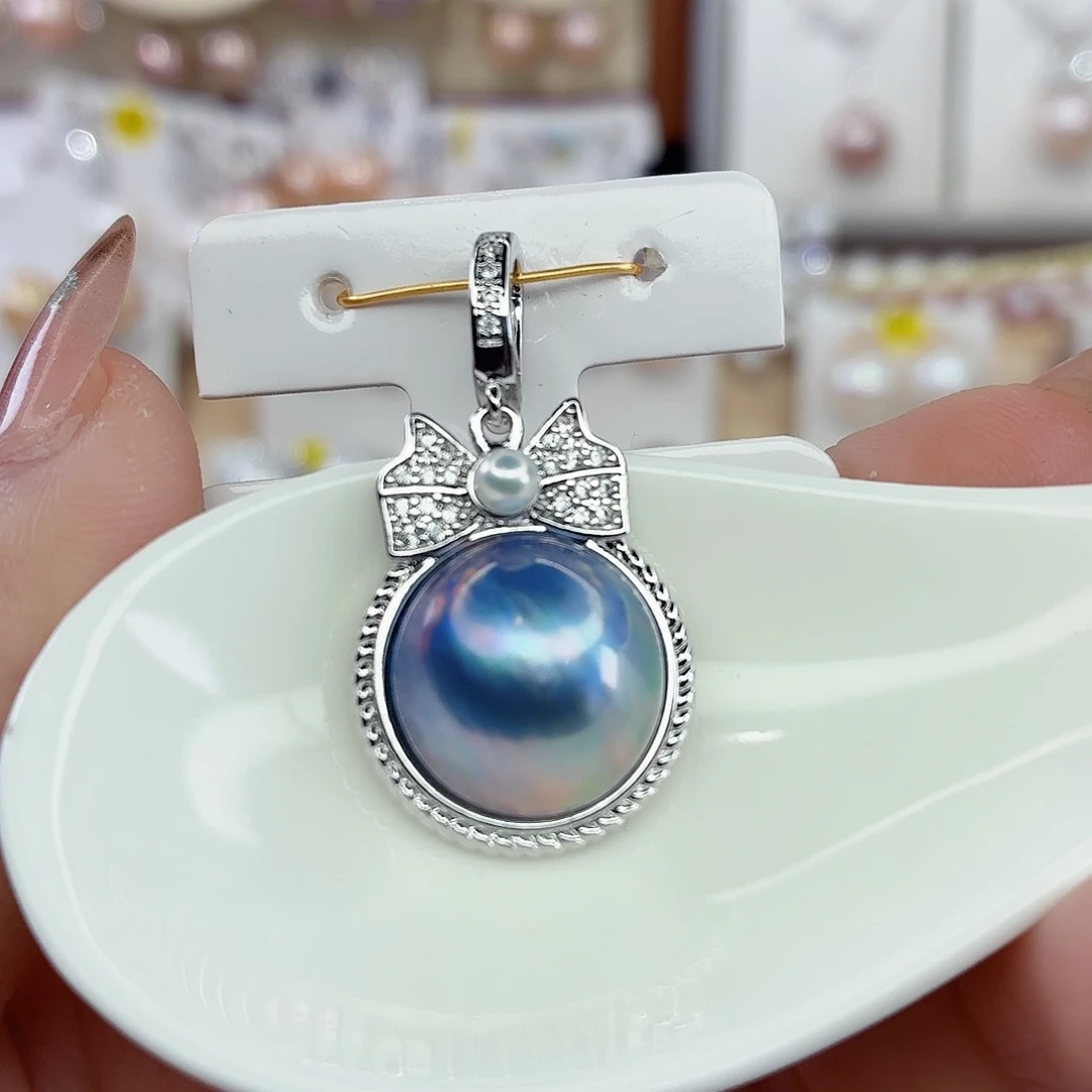 淡水珍珠合金颈饰