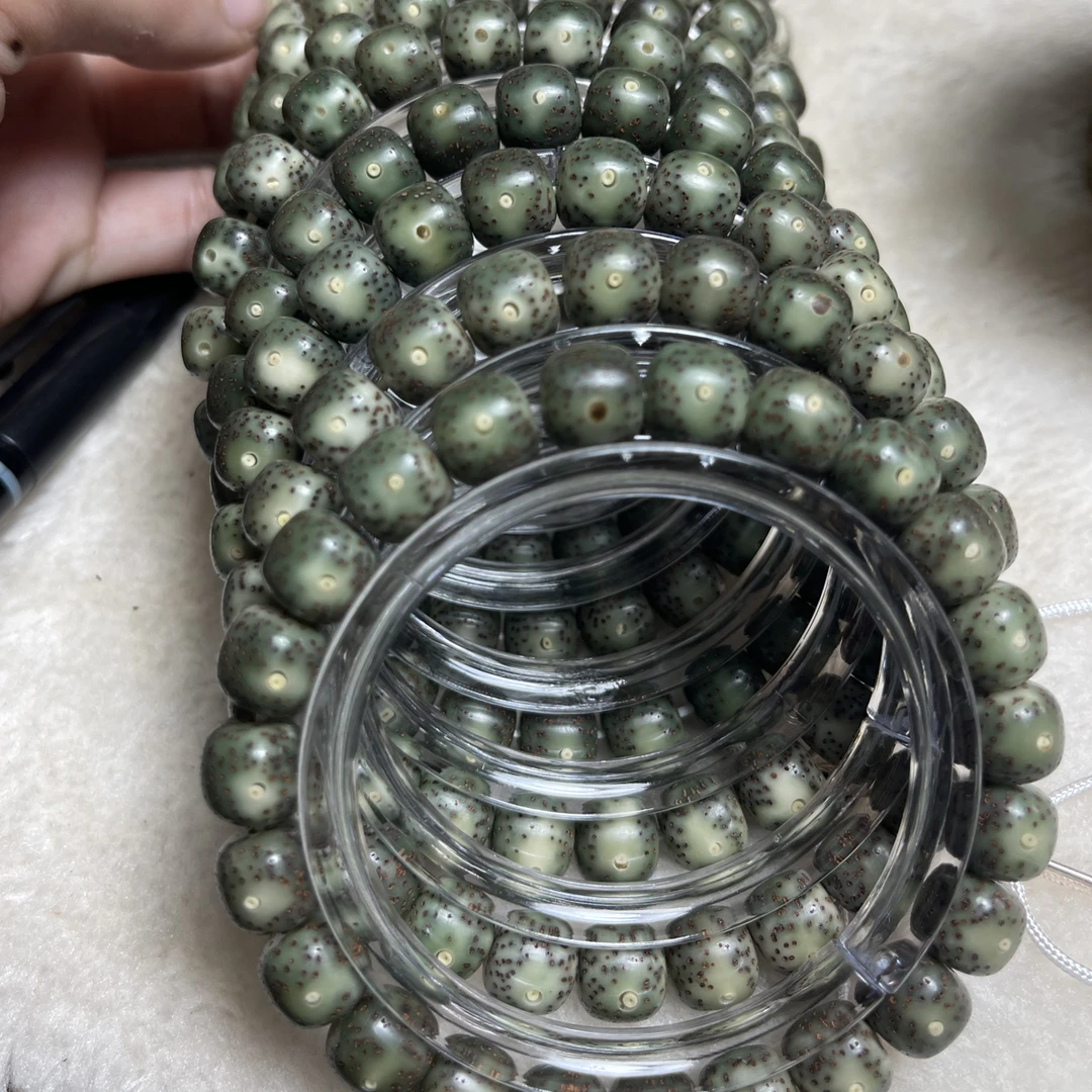 海南石玉料幽灵绿阴皮高密男女单圈
