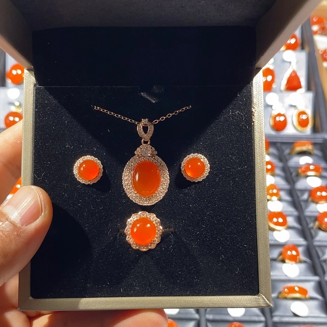 颈饰银S925镶嵌南红玛瑙