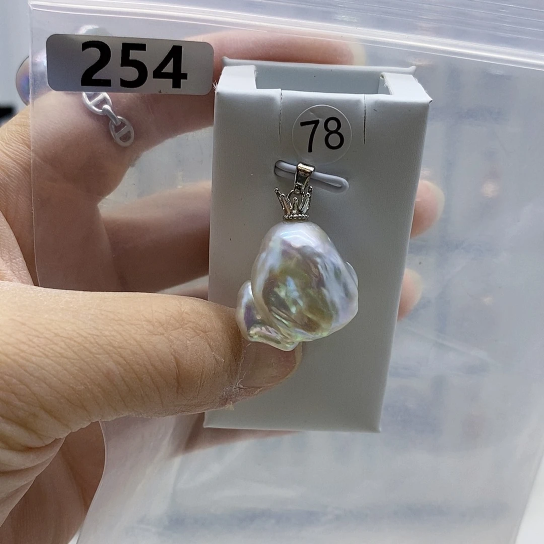 合金耳饰淡水珍珠