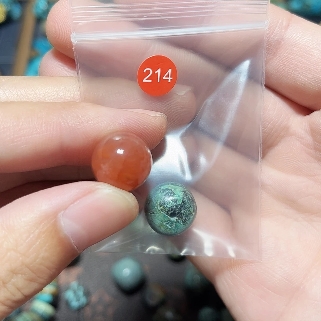 纵***舞玛瑙/玉髓未镶嵌圆珠桶珠老型手串！！