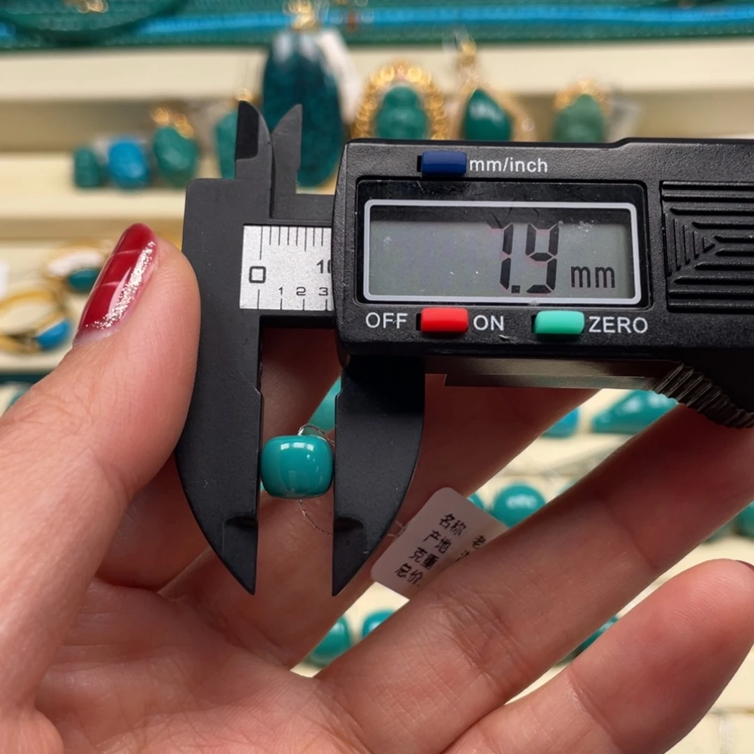 未镶嵌绿松石珠宝奇石老型