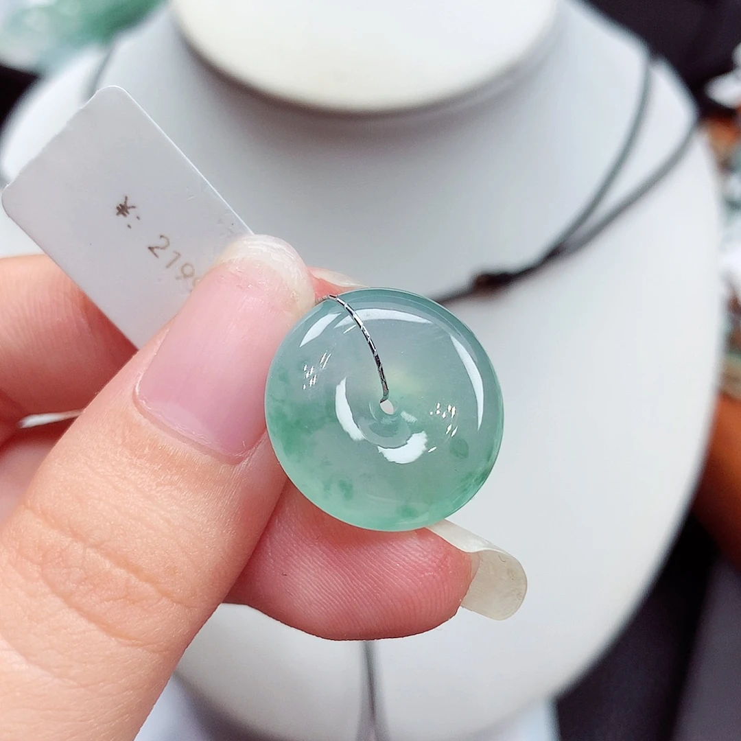 翡翠未镶嵌颈饰翡翠57，19/6