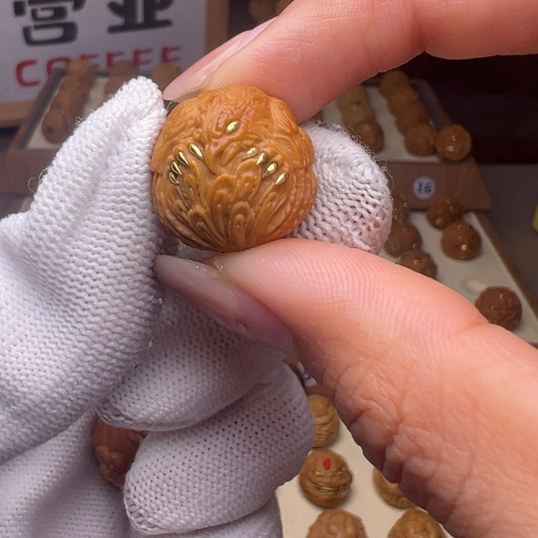 猴头核桃把件镶嵌款九天玄鸟全品有正常封口线