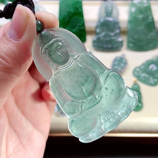 【闪购商品】翡翠颈饰未镶嵌天然