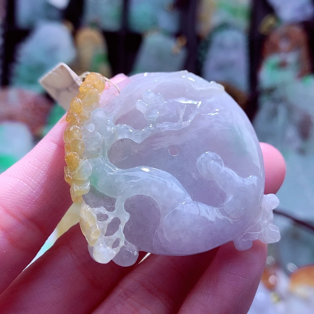 颈饰未镶嵌翡翠天然