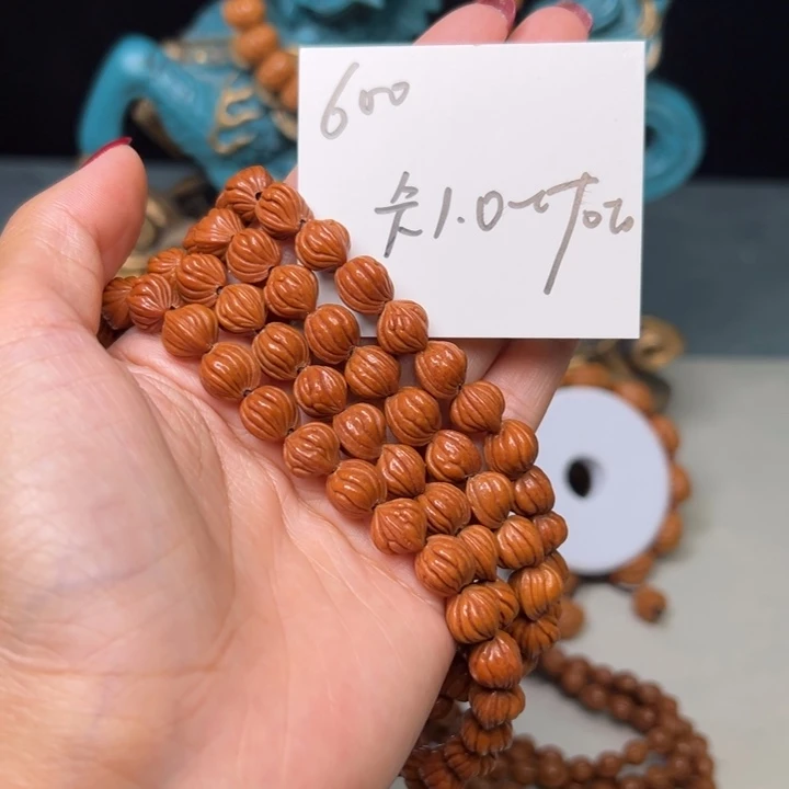 小***二吊坠桃核秦岭野生龙纹桃核