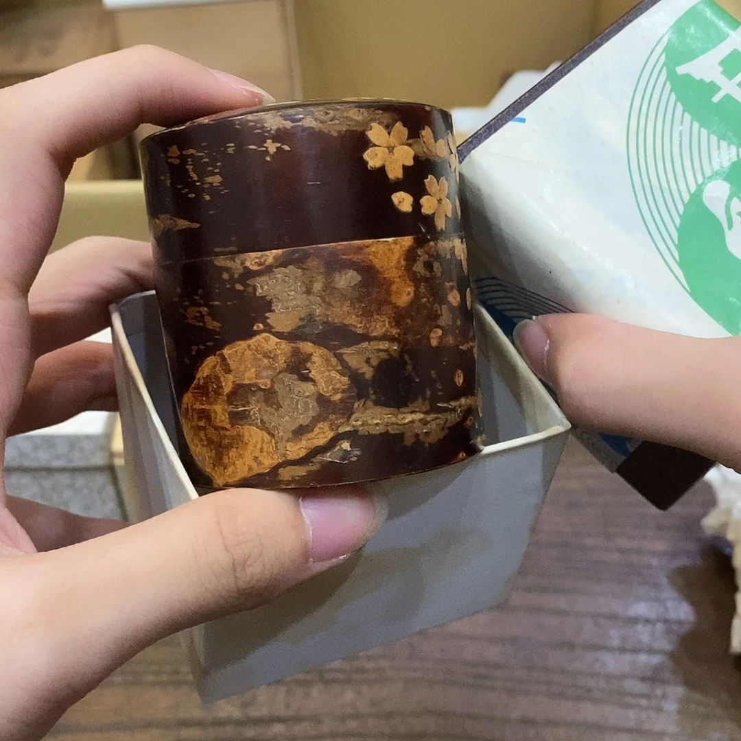 达***问或大或小奖学金的款