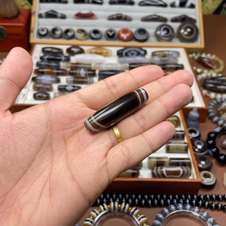 吉***彧玛瑙/玉髓未镶嵌配饰