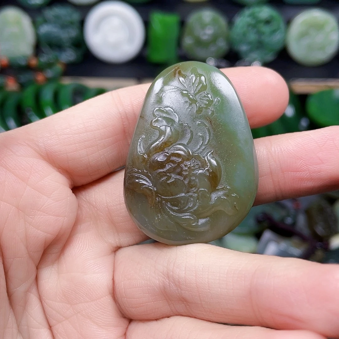 和田玉未镶嵌珠宝半成品