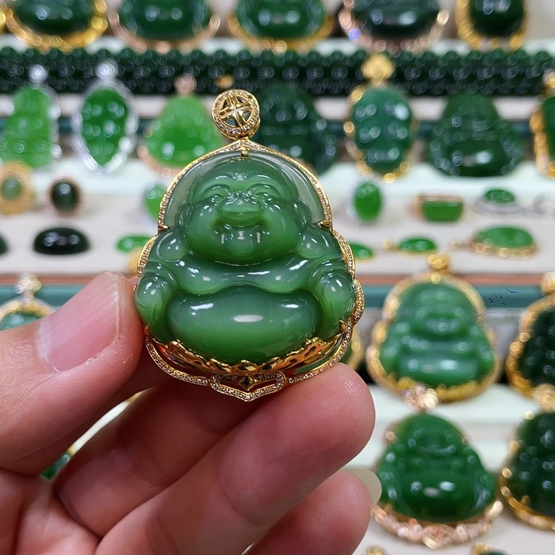 和田玉（碧玉）18K金镶嵌颈饰35mm