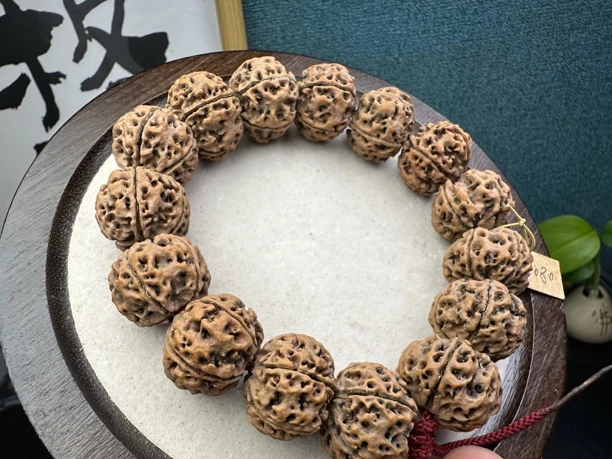 老原生态梁籽22头条矮桩，镂空感特别好