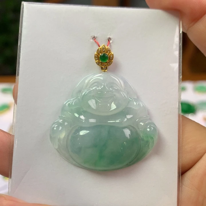 颈饰18K金镶嵌翡翠翡翠吊坠