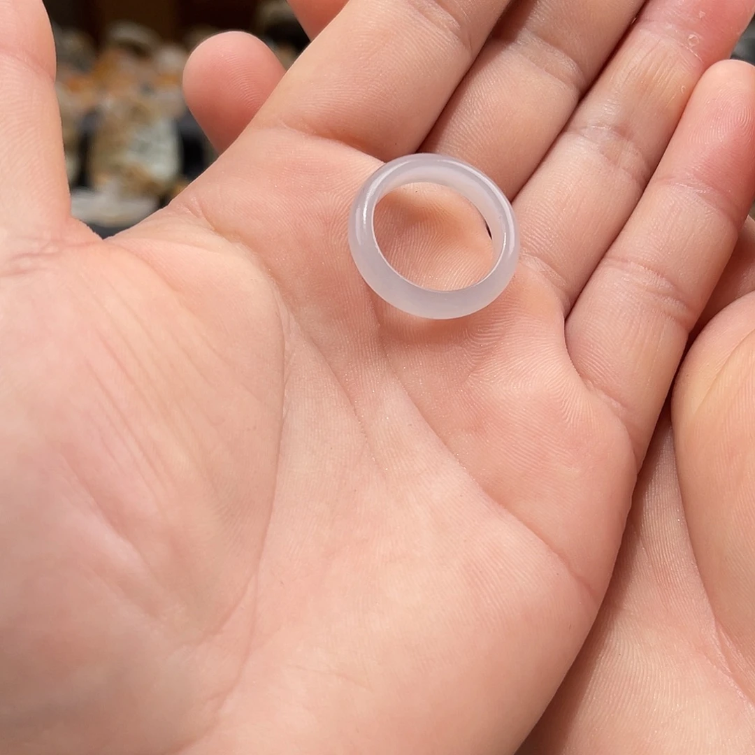 和田玉未镶嵌戒指