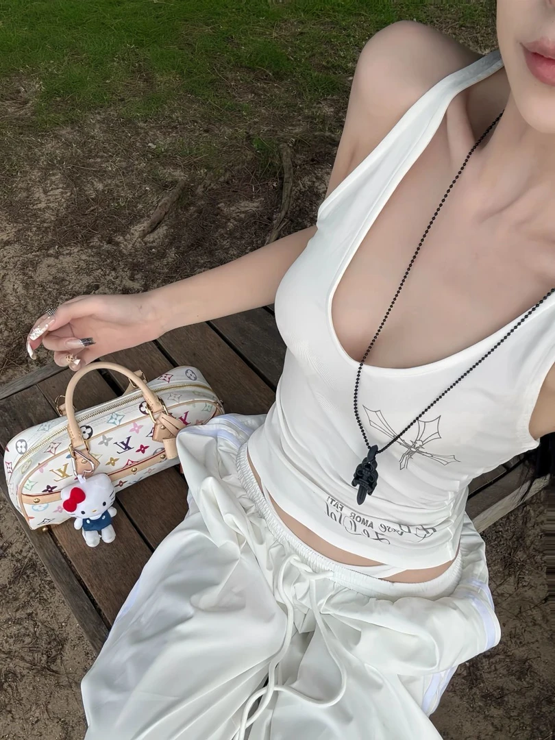 美式复古辣妹十字架印花挂脖无袖吊带背心女夏季新款洋气短款上衣