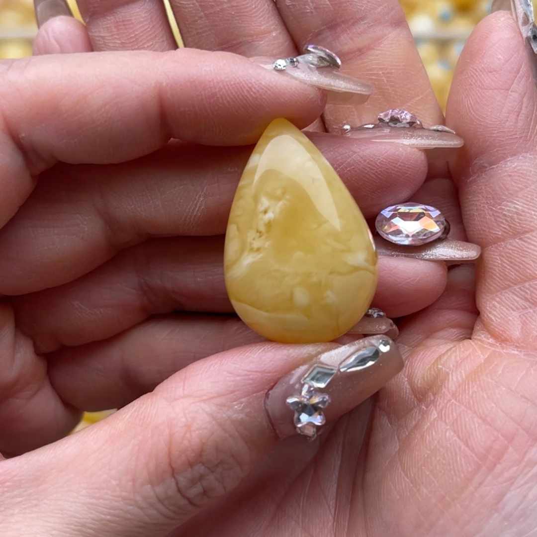 琥珀未镶嵌裸石蜜蜡微瑕水滴鸽