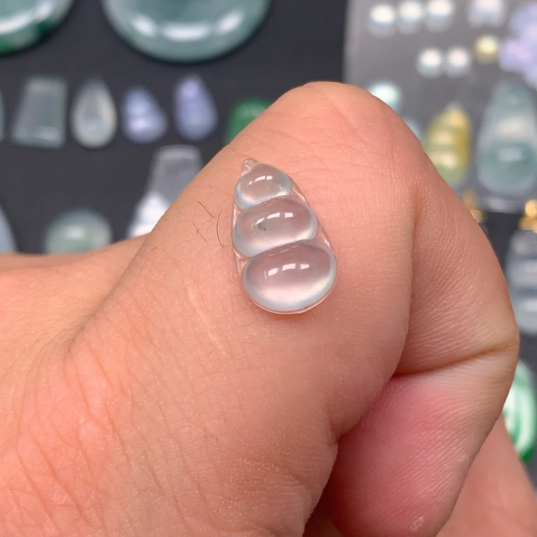 颈饰未镶嵌翡翠福豆