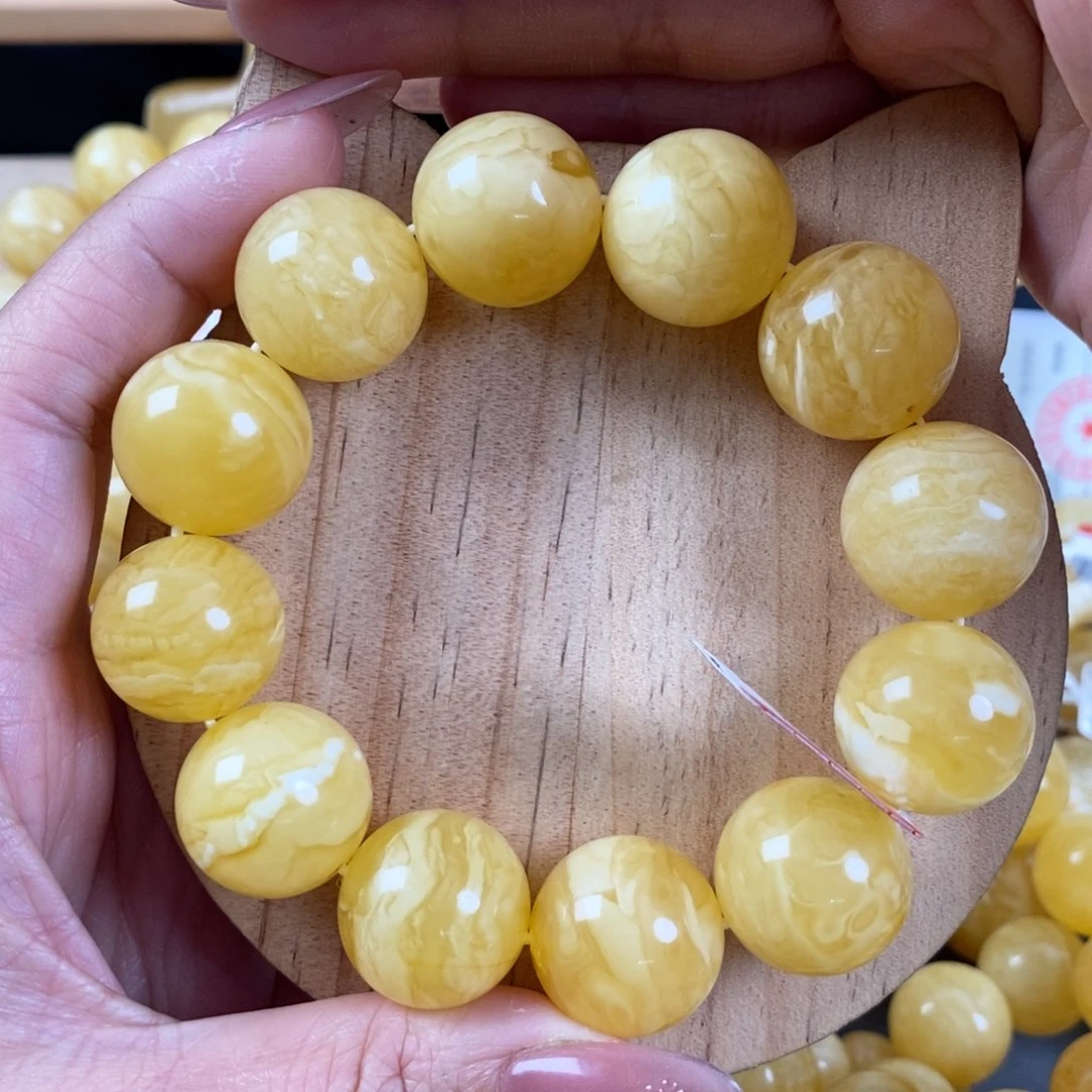 未镶嵌蜜蜡裸石微瑕