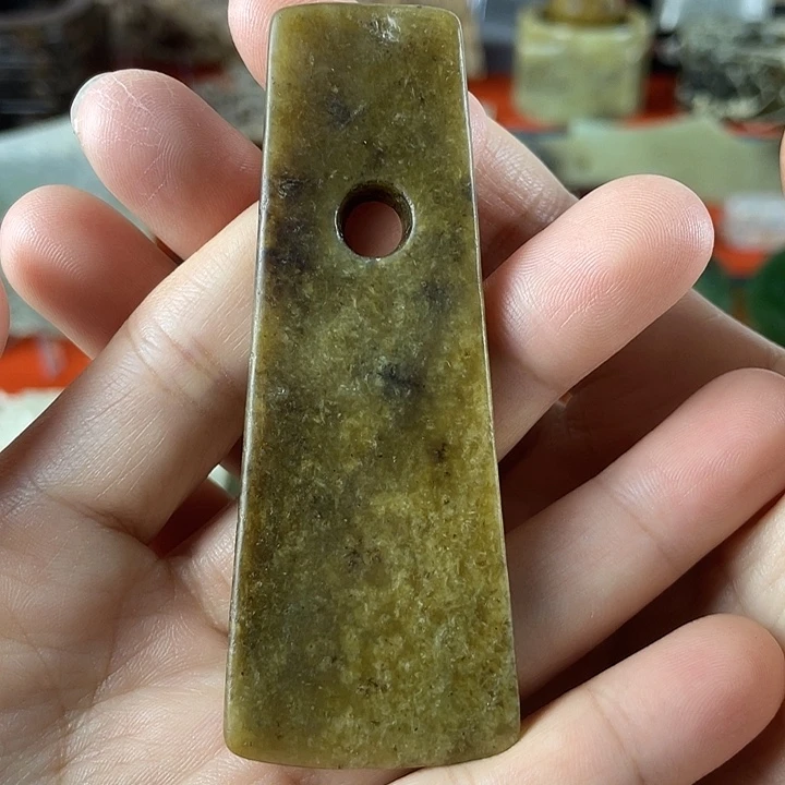 和田玉（糖玉）未镶嵌颈饰