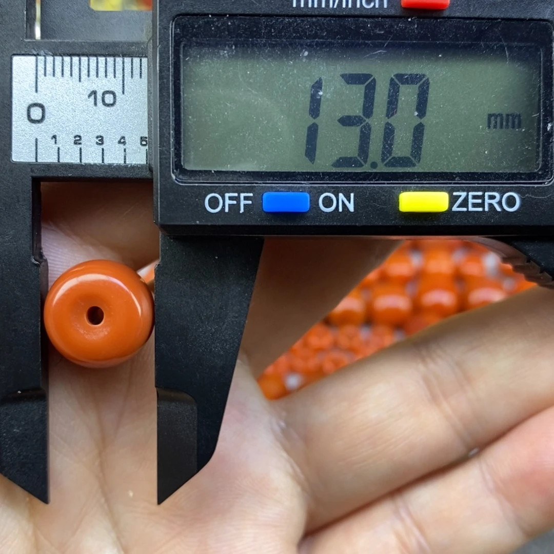 南红玛瑙未镶嵌扣子13mm