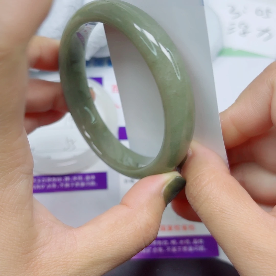 石英质玉未镶嵌手镯30/63