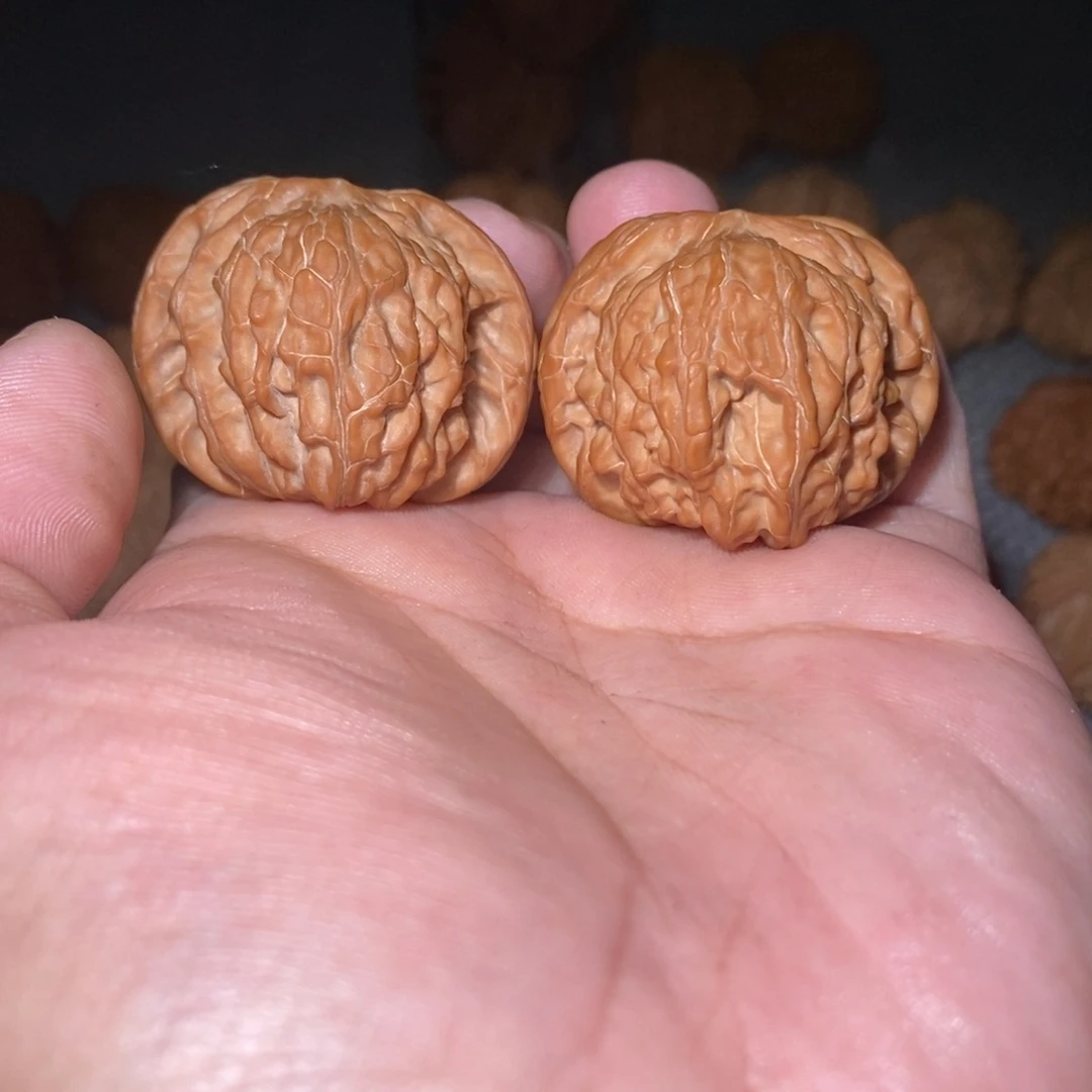 桃核吊坠39磨盘。