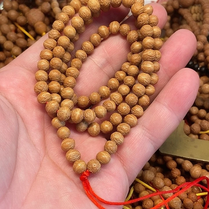 陈***蒙凤眼菩提吊坠酸枣核