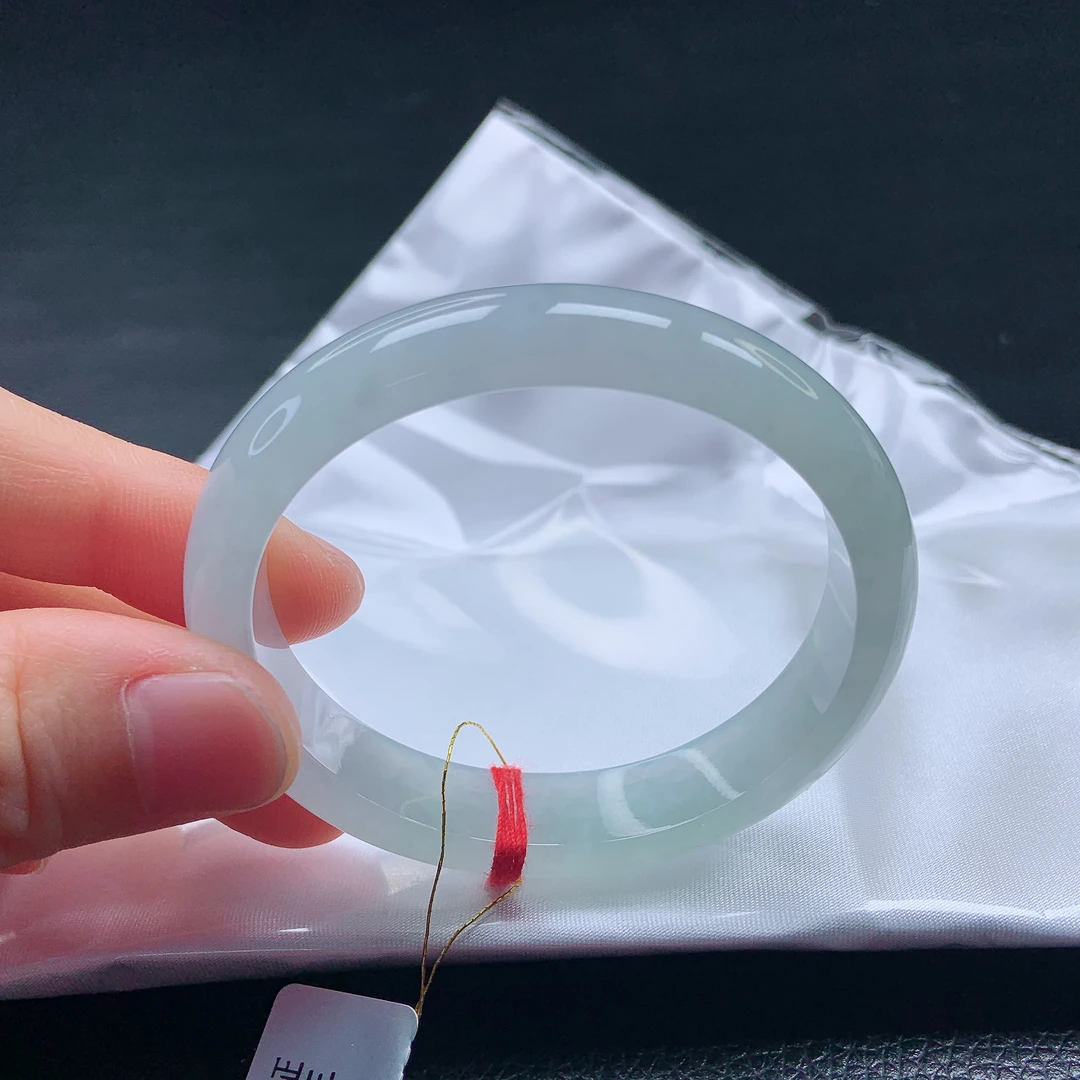 54➕圈（贵妃镯）冰种冰透白月光翡翠缅甸天然a货时尚白色女款精美