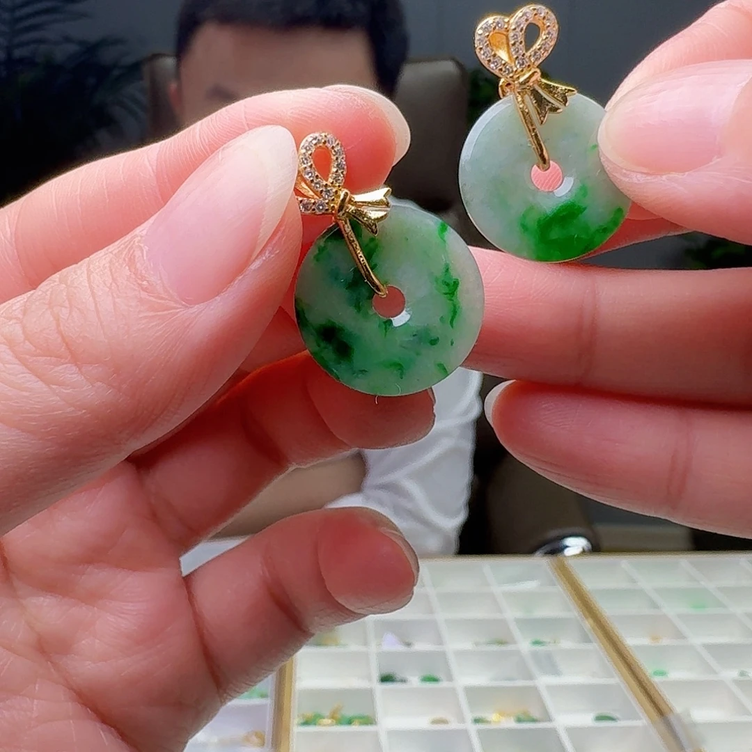 翡翠银S925镶嵌吊坠(不含链)多样性发货其一