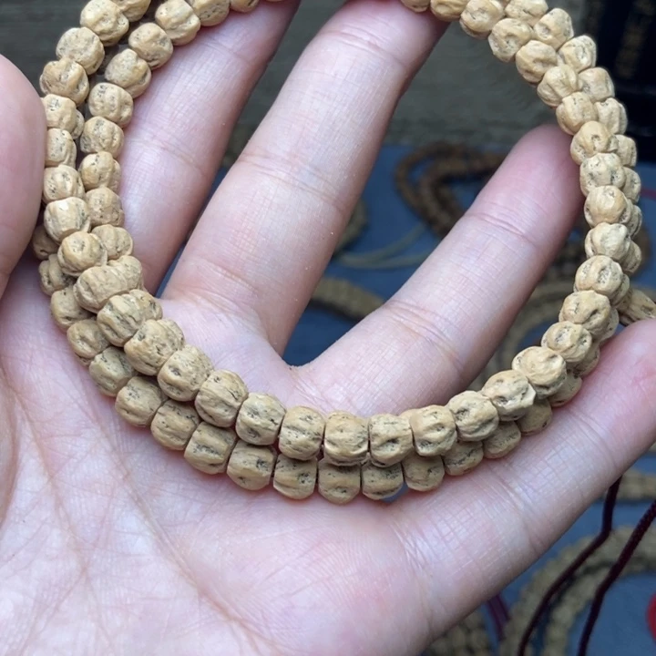 【闪购商品】吊坠柏香籽/百香籽