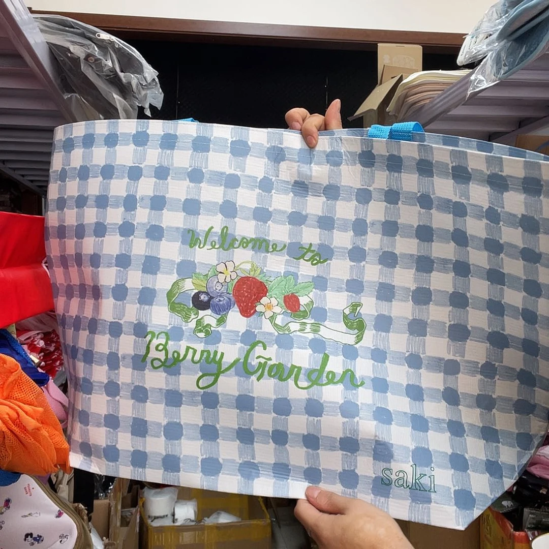 PU化妆包等各种产品和