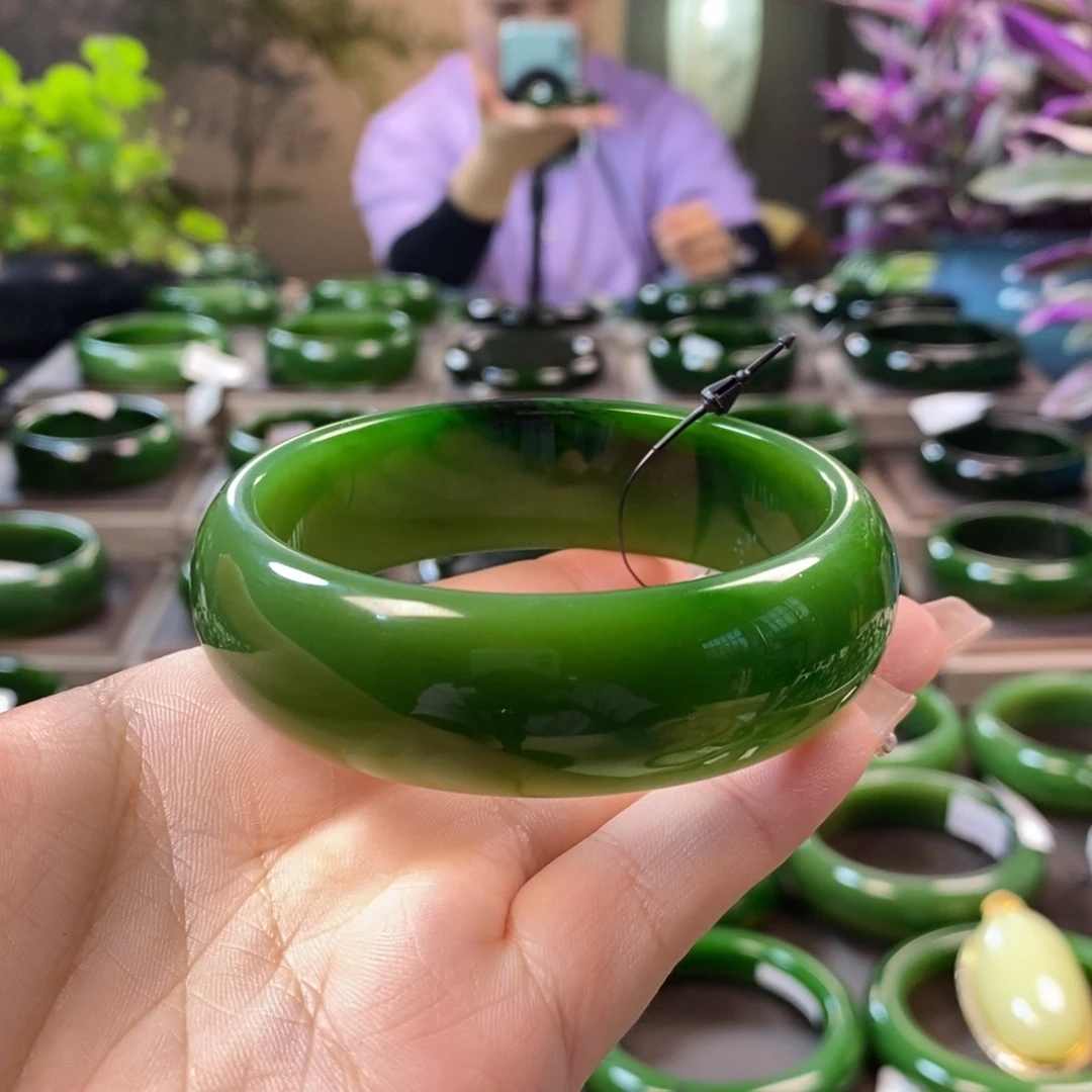 和田玉（碧玉）手镯未镶嵌