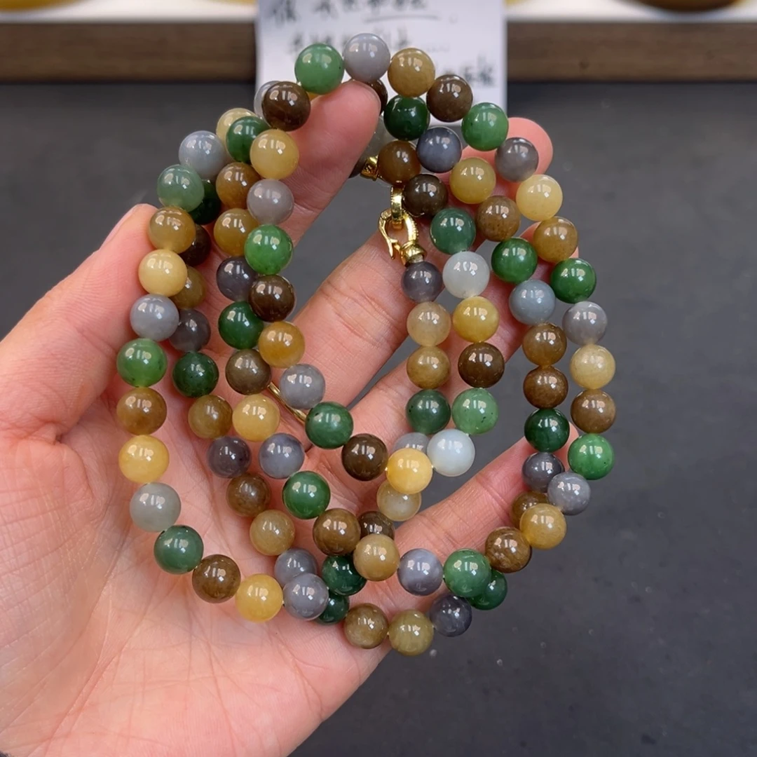 L***e和田玉未镶嵌手镯