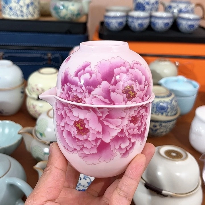 粉色牡丹一壶三杯