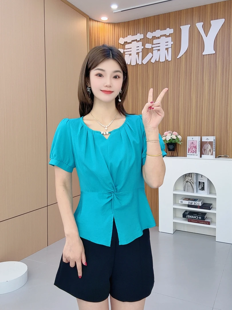 【潇潇】下摆开叉时尚扭结遮肚显瘦2025设计感气质百搭短袖衬衫
