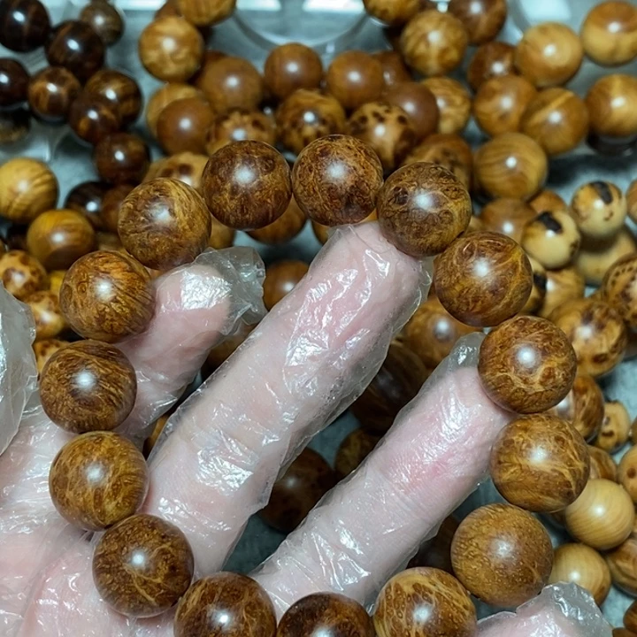 柏木（崖柏）太行崖柏雪花变异瘤1.5多宝颗颗爆满