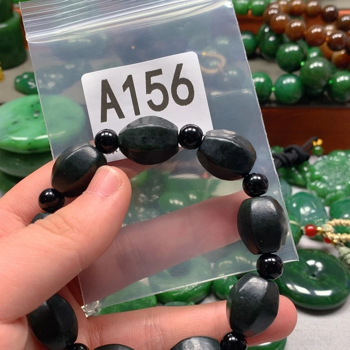 和田玉未镶嵌珠宝半成品