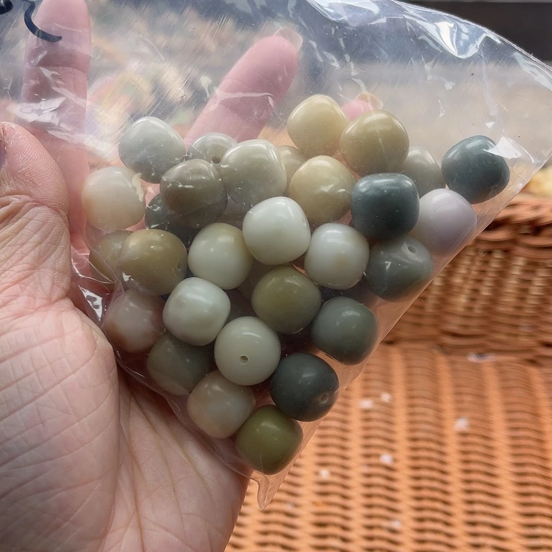白玉菩提吊坠A/14mm/30颗