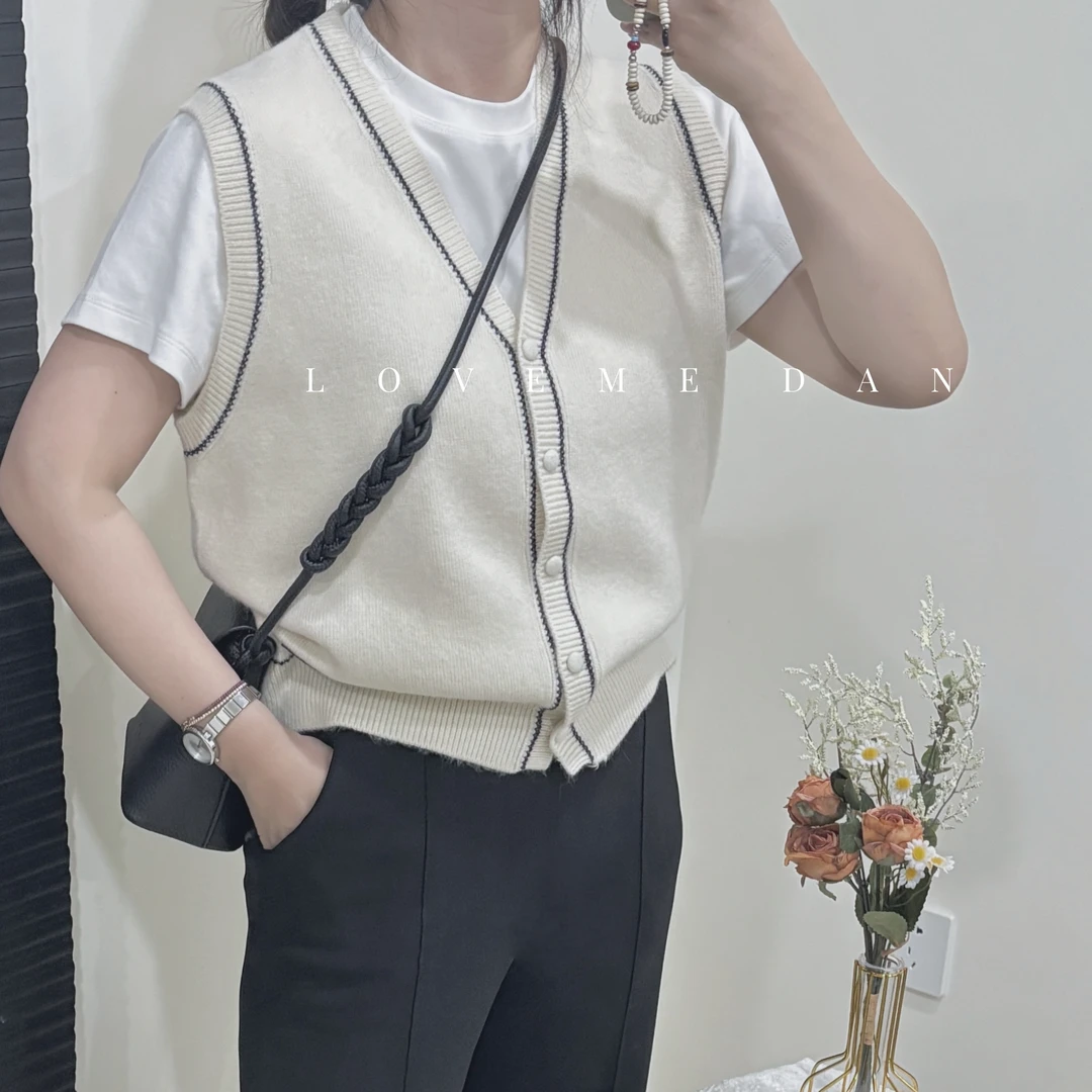 【A10955】LOVEME DAN-爱尚我女装-秋款针织马甲