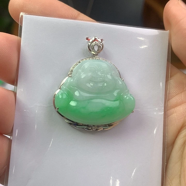 翡翠18K金镶嵌颈饰翡翠首饰