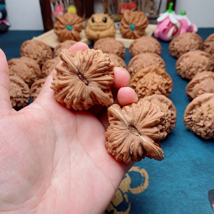 文玩核桃把件四座楼46