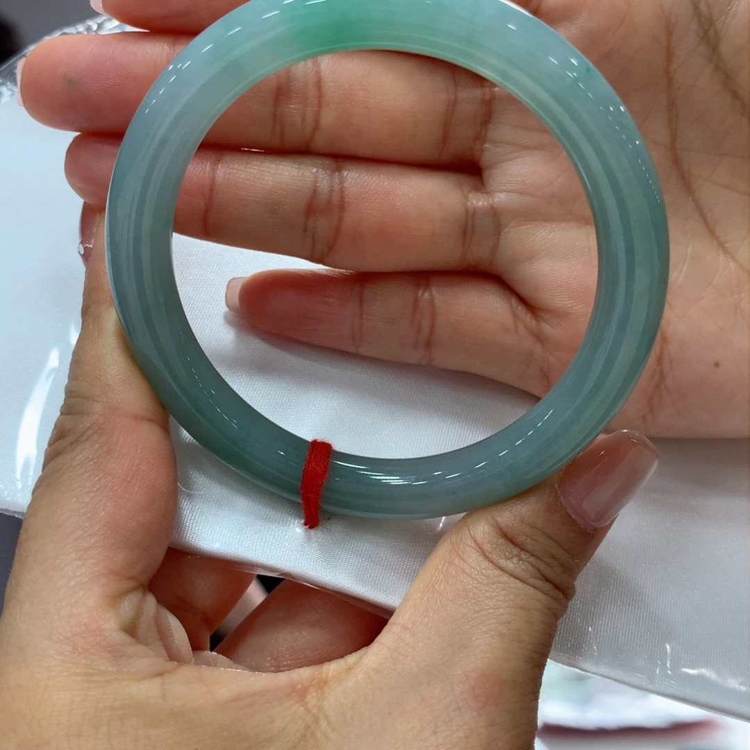 翡翠手镯未镶嵌买断