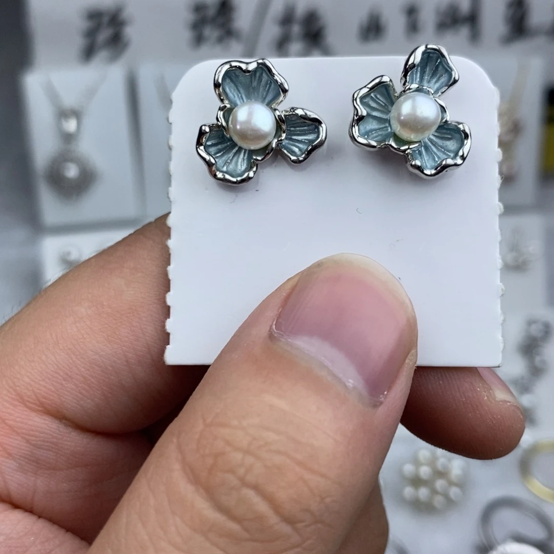 淡水珍珠未镶嵌耳饰